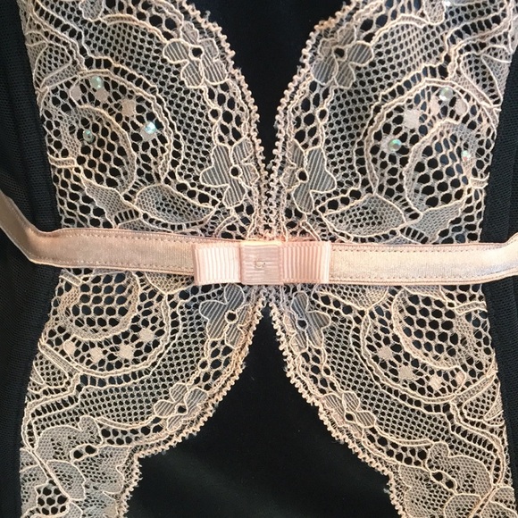 New* Adore Me Black‎ and Champagne Lace Corset Set - Picture 5 of 11